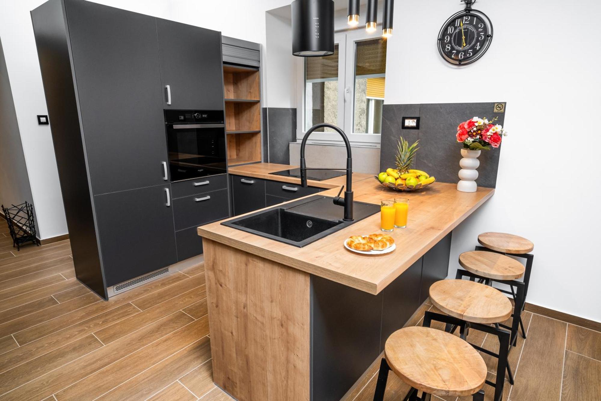 Atelier Apartments Rijeka Ngoại thất bức ảnh