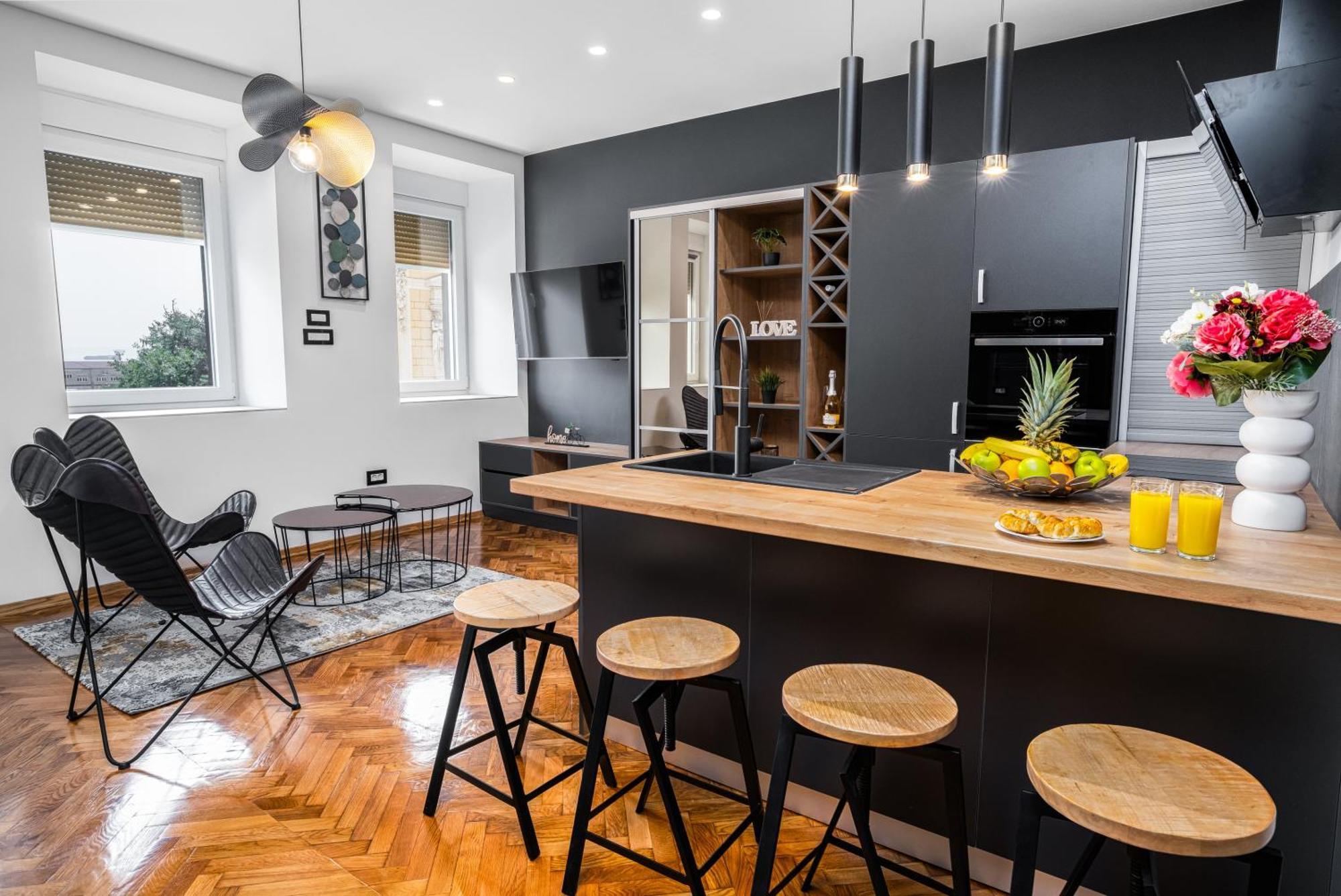 Atelier Apartments Rijeka Ngoại thất bức ảnh