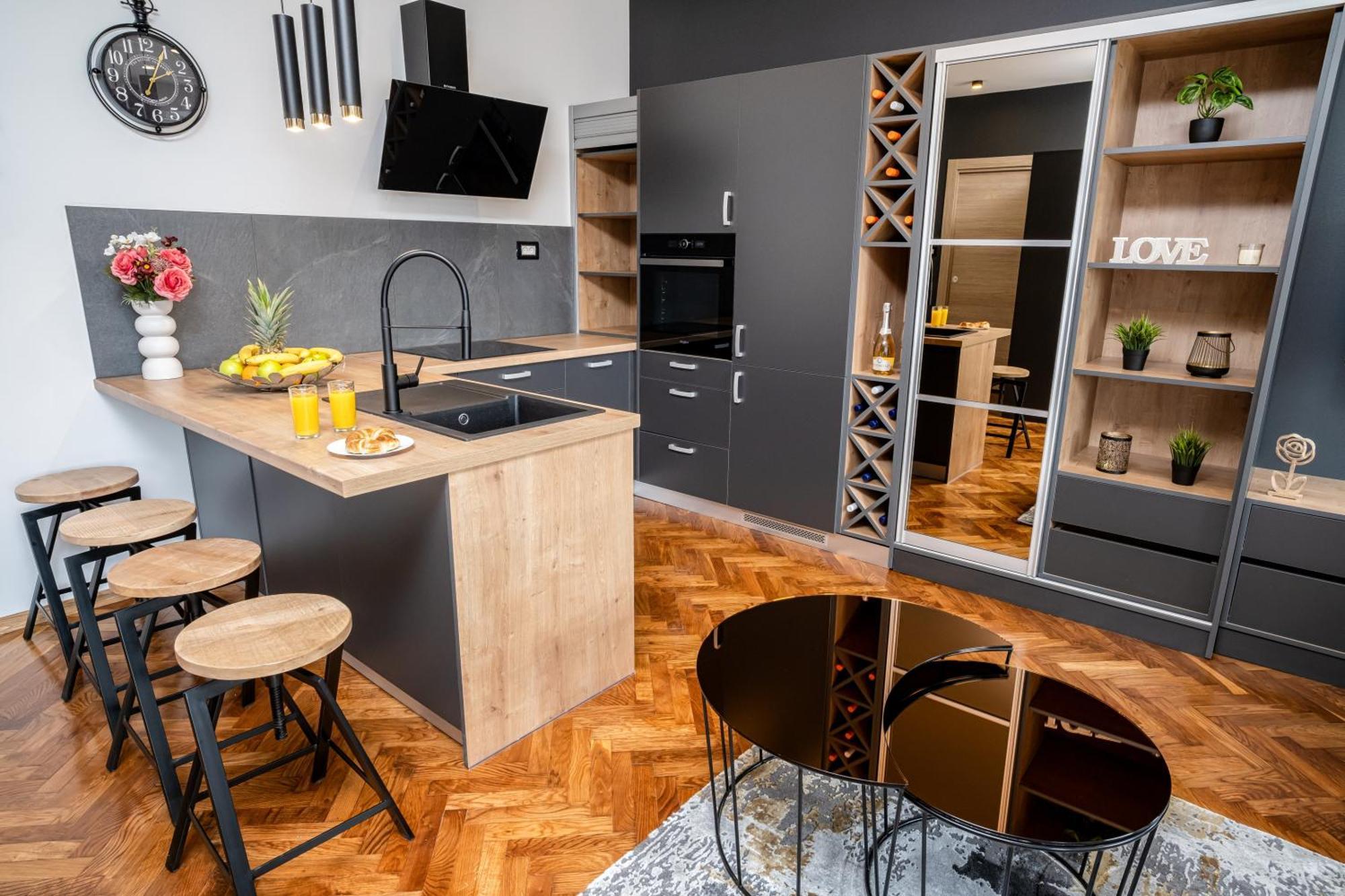 Atelier Apartments Rijeka Ngoại thất bức ảnh