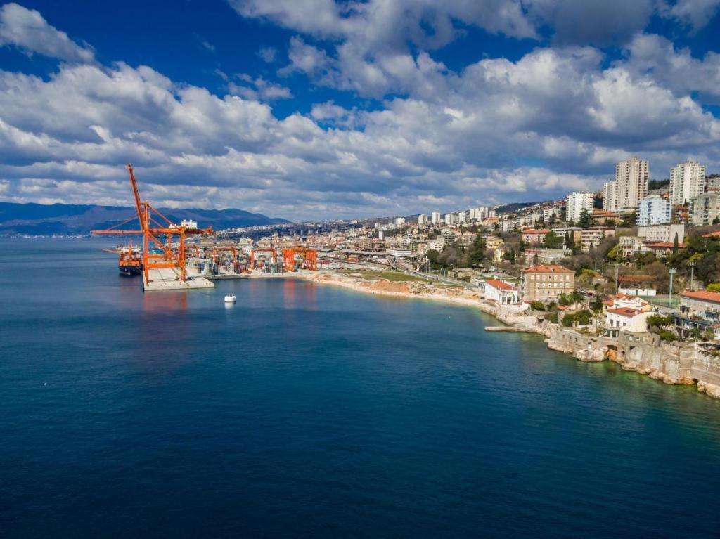 Atelier Apartments Rijeka Ngoại thất bức ảnh